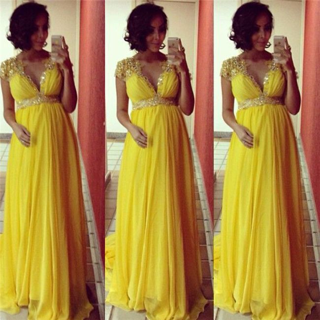 vestido amarelo gestante