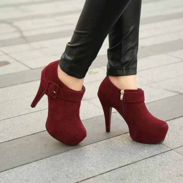 sapato feminino estilo botinha