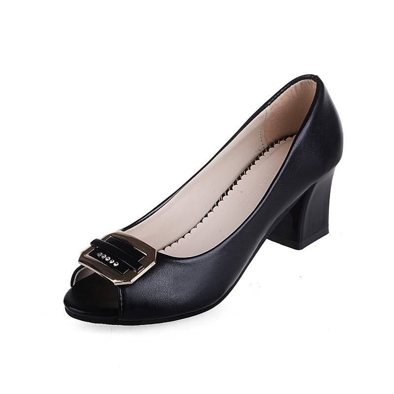 salto alto grosso plataforma preto