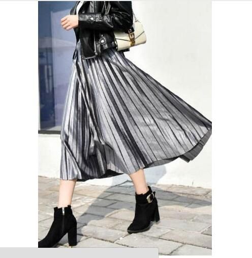metallic long pleated skirt