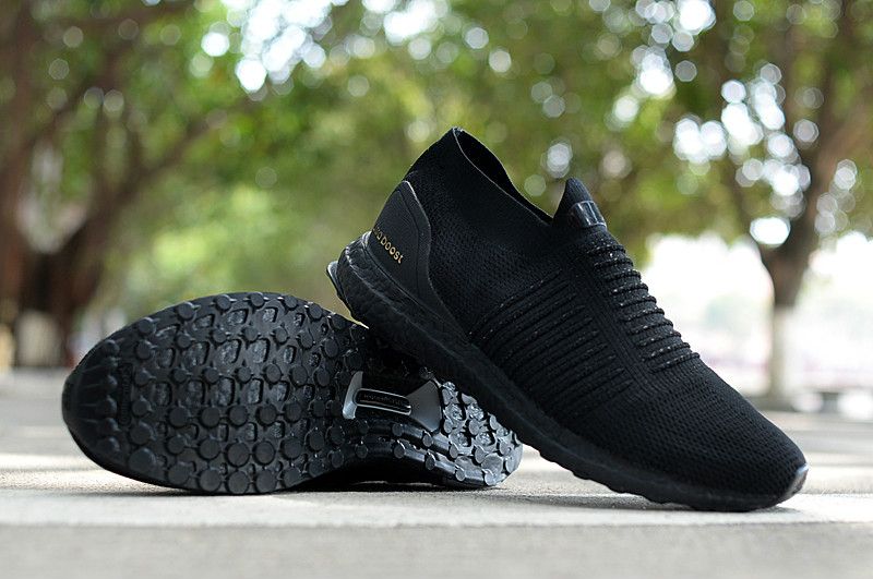 laceless hiking shoes