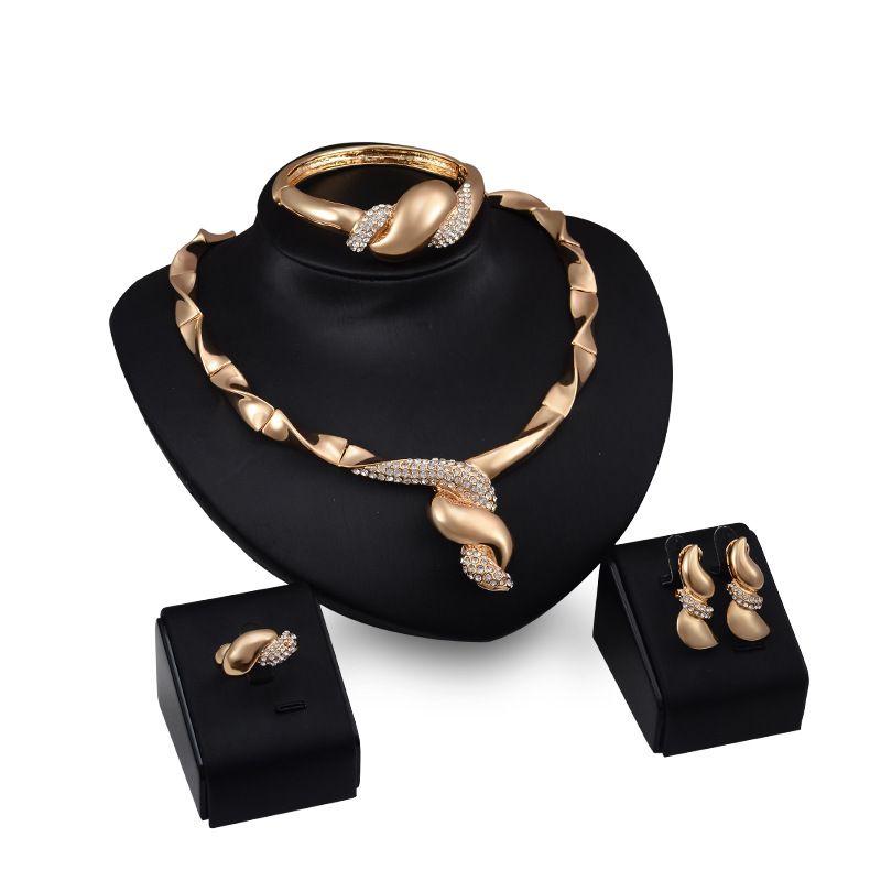 Dubai 18k Gold Anhänger Twining Halskette Sets Mode Afrikanische Diamant Hochzeit Brautschmuck Sets (Halskette + Armband + Ohrringe + Ring)