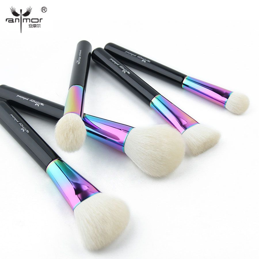 makeup brush hair