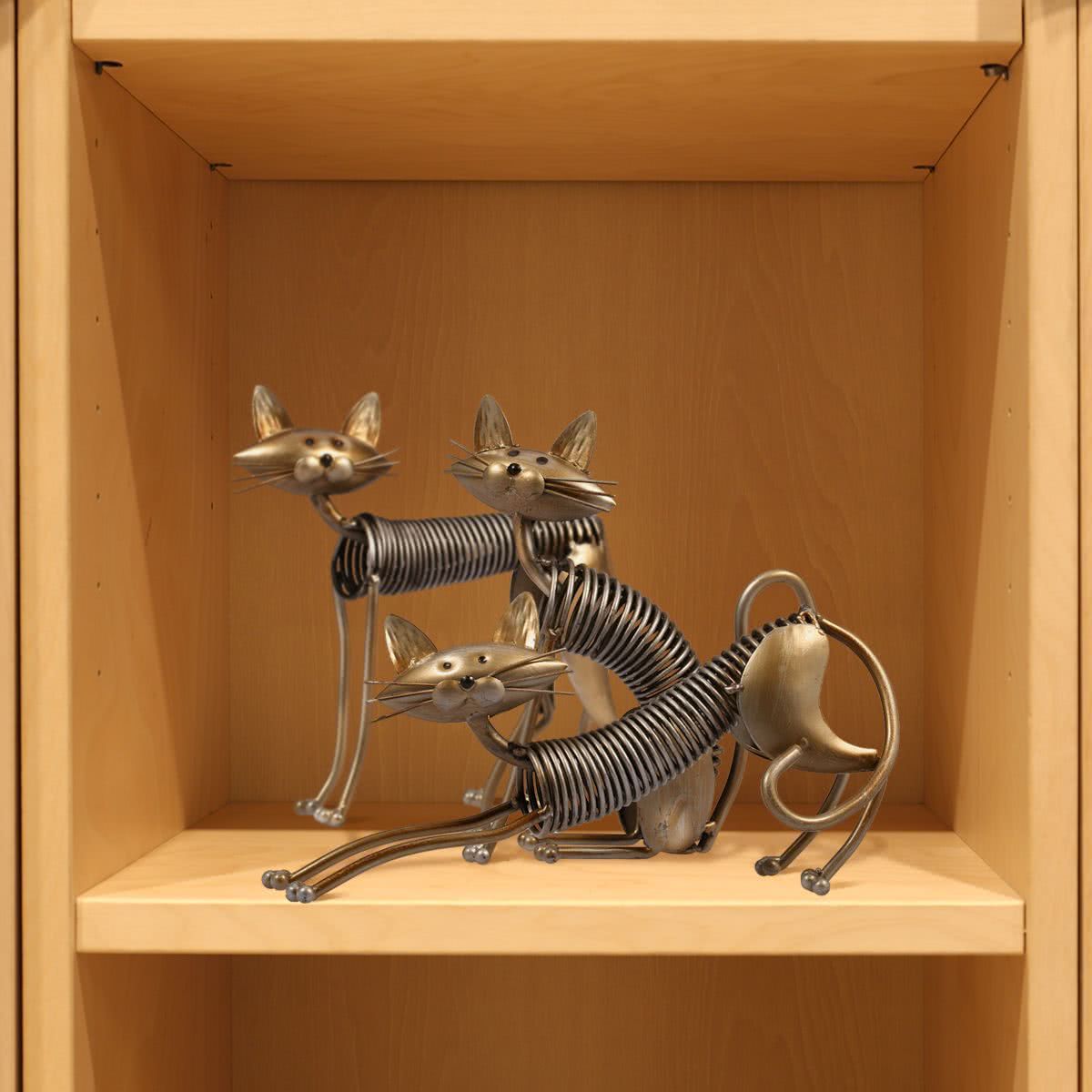 Cat Figurine Iron Metal Sculpture Design Spring Modern Style Art Home Decoration 