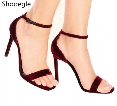 heels with wide heel