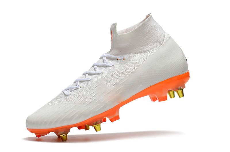 scarpe di ronaldo bianche