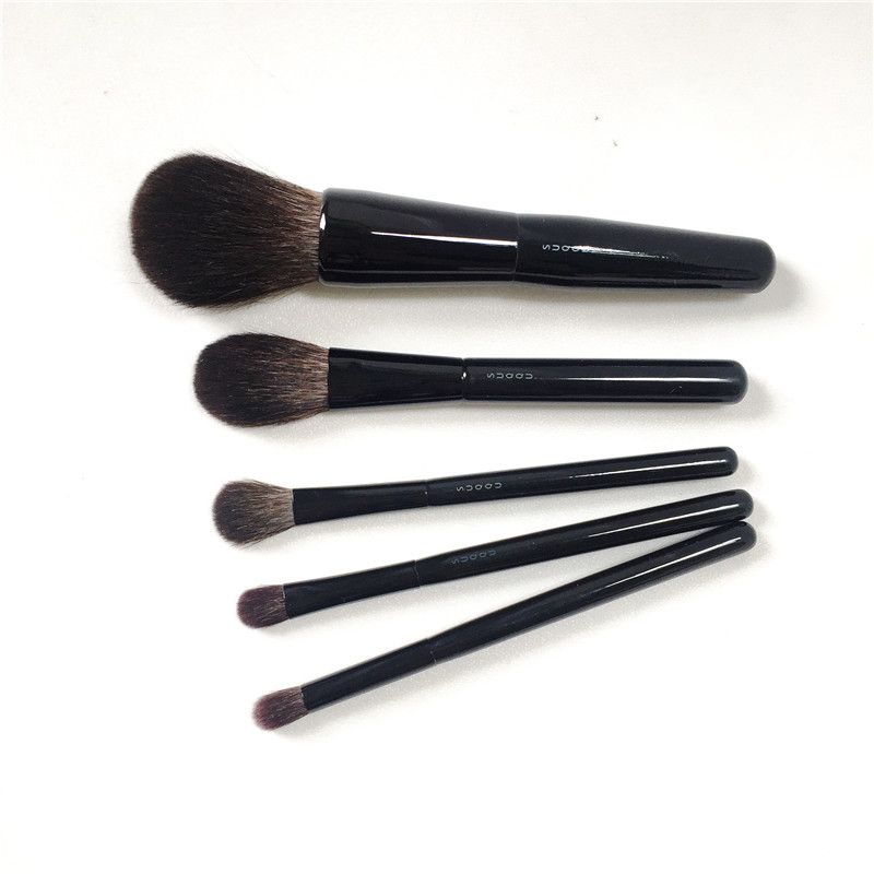 makeup f