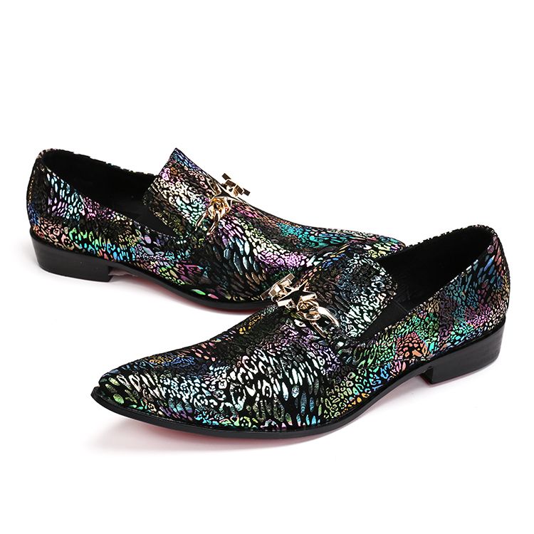 Großhandel 2018 Neue Herrenmode Druck Leder Freizeitschuhe Männer Müßiggänger Geschäft Freizeit Party Schuhe Mann Spitz Karriere Arbeit Mann Schuhe Großhandel 2018 Neue Herrenmode Druck Leder Freizeitschuhe Männer Müßiggänger Geschäft Freizeit Party Schuhe Mann Spitz Karriere Arbeit Mann Schuhe