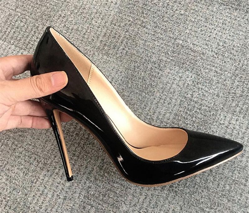 womens black patent pumps