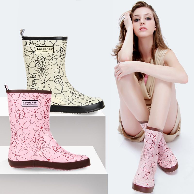 white rain boots women