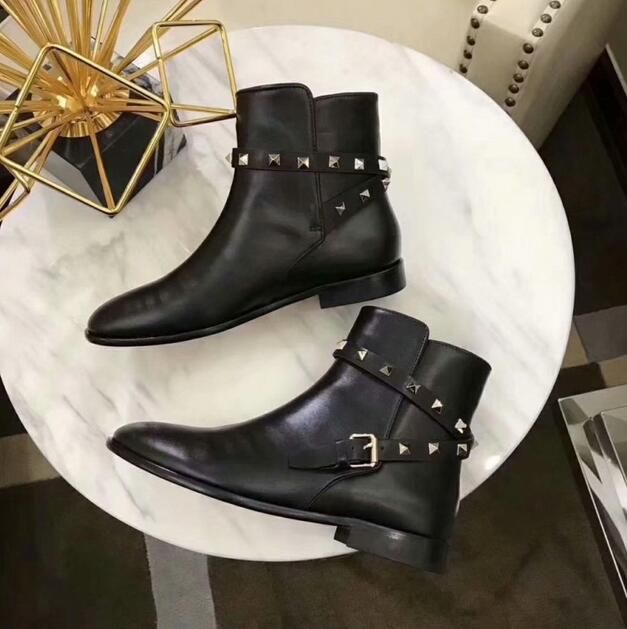stylish flat boots
