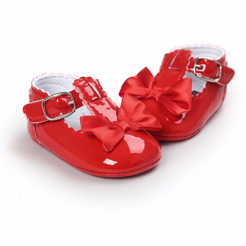 fotos de sapatos de bebe feminino