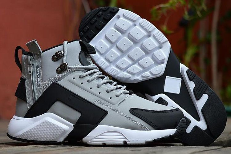 sneaks up huarache