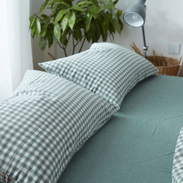 Knitted Japanese Style Yarn Dyed Stripe Washing Pillowcases Pair
