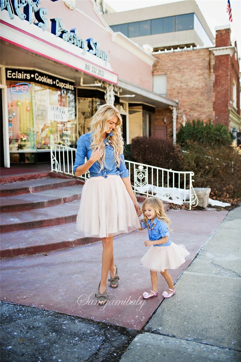 Compra Madre E Hija Ropa Mami Y Yo Emparejamientos Trajes De Familia  Mujeres Niñas Denim Blusa T Shirt + Falda Tutu Blanca Conjuntos Familia  Mirada Barato | Entrega Rápida Y Calidad | Es.Dhgate