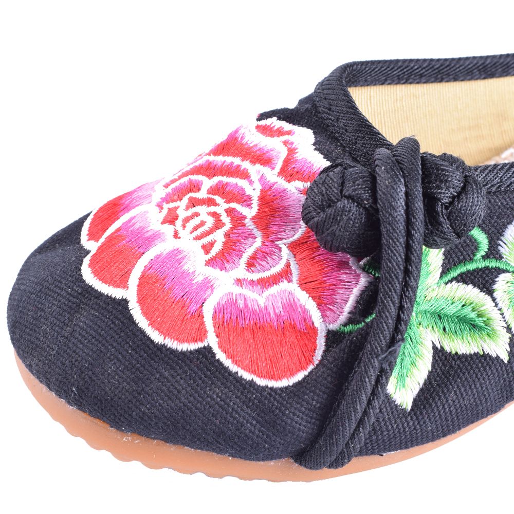 Großhandel Chinesische Neue Sommer Stickerei Hausschuhe Frauen Rote Pfingstrose Retro Stil Hausschuhe Bestickt Weiche Leinwand Hausschuhe Von Dot2dot, Großhandel Chinesische Neue Sommer Stickerei Hausschuhe Frauen Rote Pfingstrose Retro Stil Hausschuhe Bestickt Weiche Leinwand Hausschuhe Von Dot2dot,