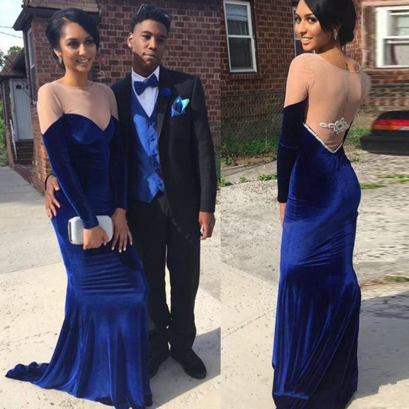 royal blue and white prom couples