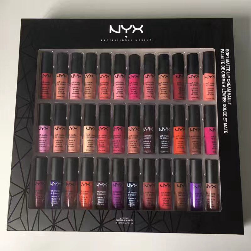 Nyx lipstick with gloss vastsilent