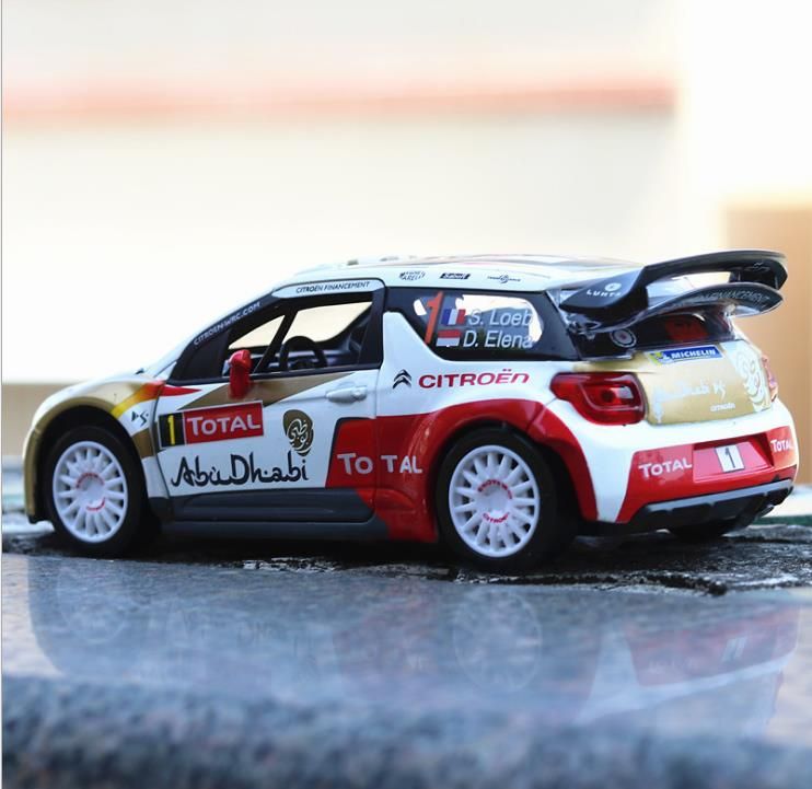 toy rally car