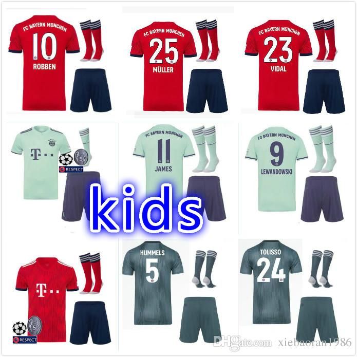 3 uniforme bayern