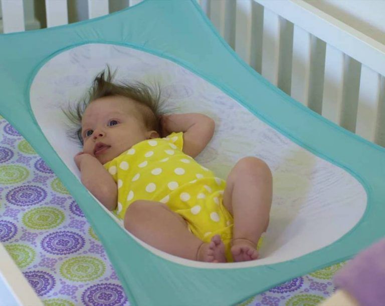 baby sleeping crib
