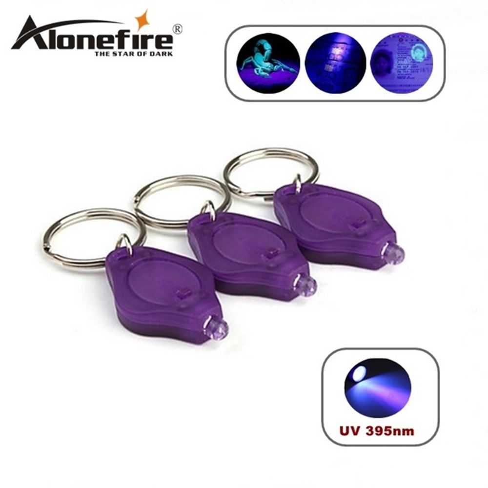 3 Nouveau Mousqueton DEL Lampe de poche Keychains avec Zoomable Lumière Porte-clés Anneau