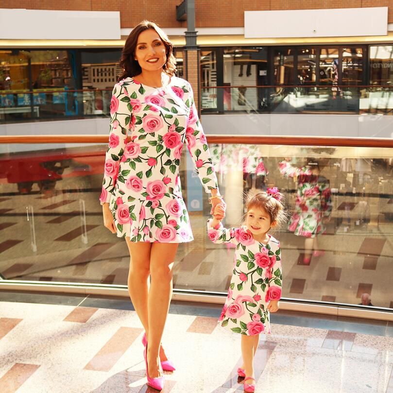 Wholesale New Fashion Family Matching Outfits Floral Print Long