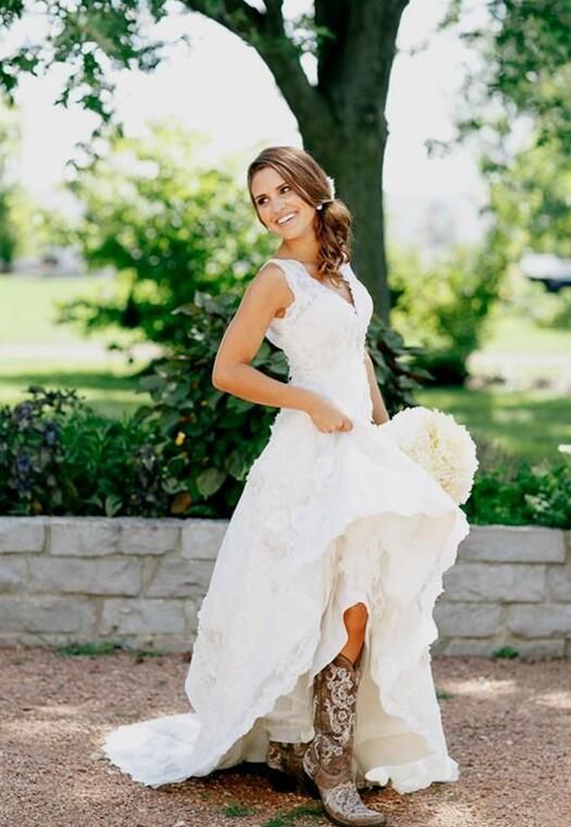 wedding dresses that look good with cowboy boots