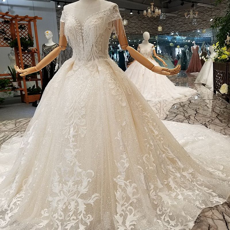 extra long train wedding dresses