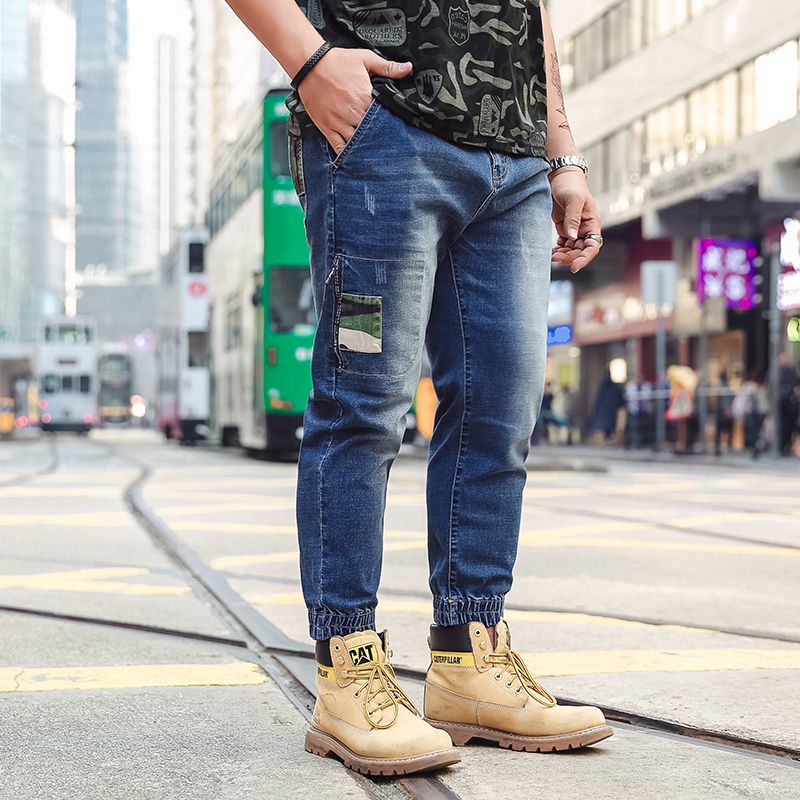 denim jeans with side pockets