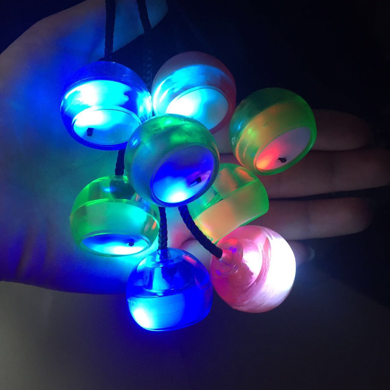 glowing yoyo