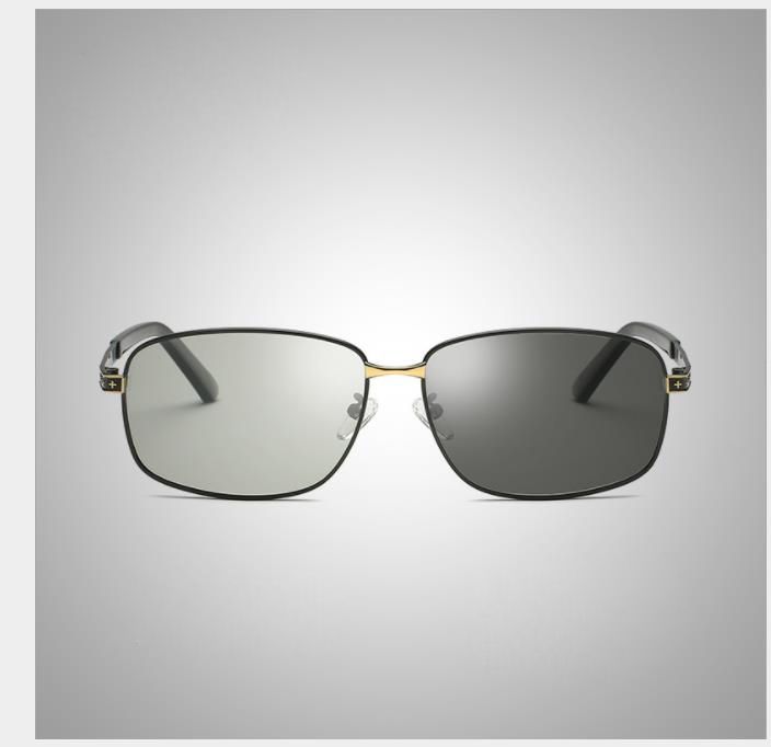 Acquistare Occhiali Da Sole Polarizzati Che Cambiano Colore Da Uomo,  Occhiali Da Guida Quadrati Fotosensibili, Occhiali Da Vista Colorati Di  Giorno E Di Notte Economico | Consegna Veloce E Qualità | It.Dhgate