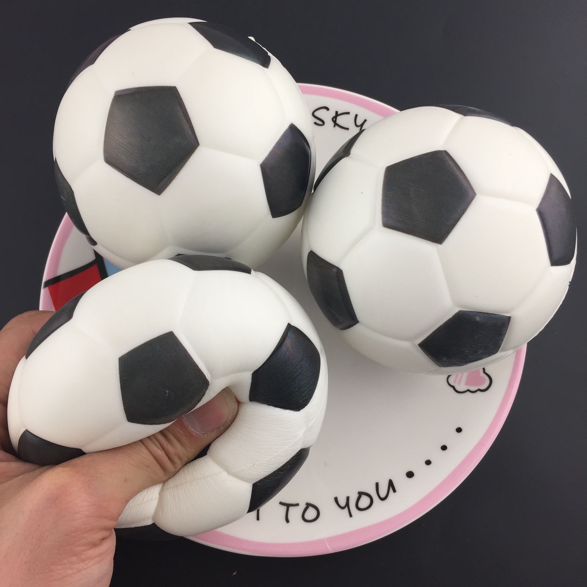 Acquista Decompressore Squishy Di Pallacanestro Di Baseball Di Calcio Di 10 Kawaii Nuovi Squishy Che Gioca Il Regalo Di Compleanno Di Natale I Bambini