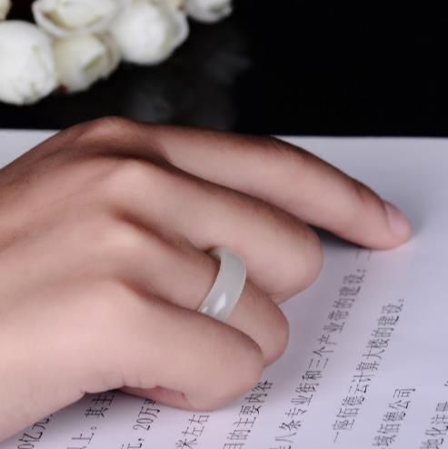 

xinjiang hetian jade jade jade ring ring male and female11, Silver