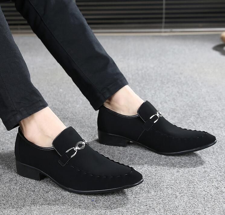 Compre O Melhor E O Mais Recente Gênero 2019 Novo Estilo De Moda Homem  Sapatos De Couro Camurça Sapato Sapato De Casamento Sapato Social Masculino  Oxfords Masculino Trabalho H1H67 | DHgate.Com