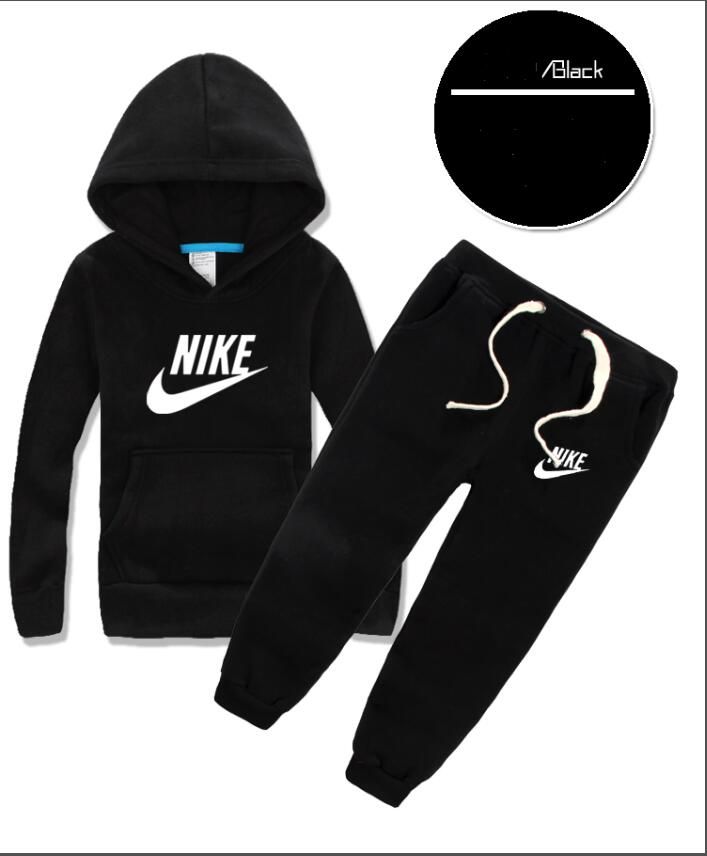 conjuntos deportivos nike para niños