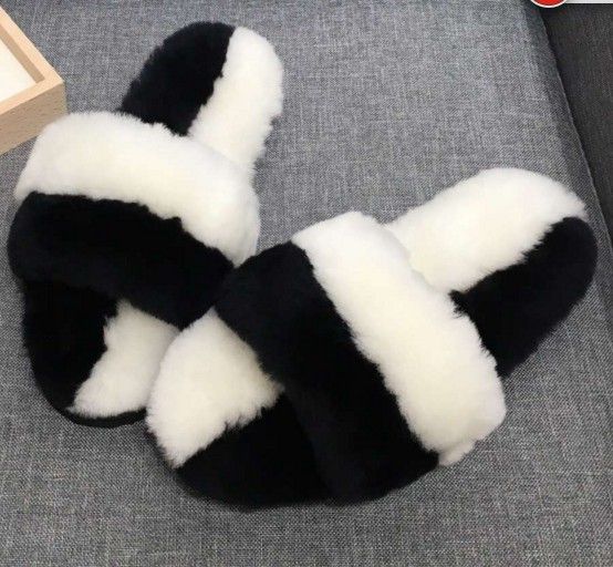 fur flip flops wholesale