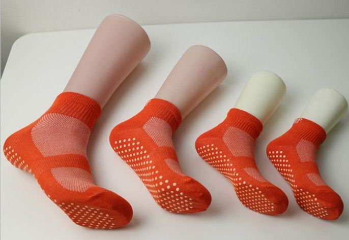 Acheter Pas Cher Parc Bebe Trampoline Antiderapage Adulte Interieur De Chaussettes Antiskid Enfants Silica Gel Sock Sauter Bounce Chaussettes En Gros Du 1 07 Fr Dhgate