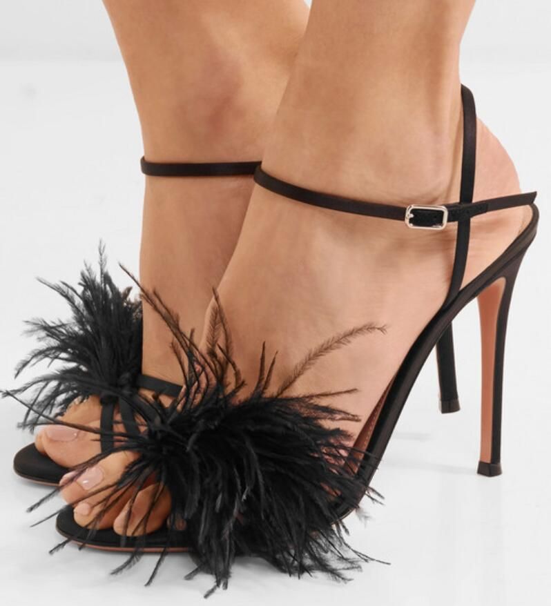 2018 mujer sandalias negras zapatos de fiesta pluma tacones altos delgados talón gladiador