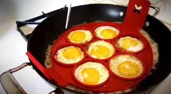 red egg cooker