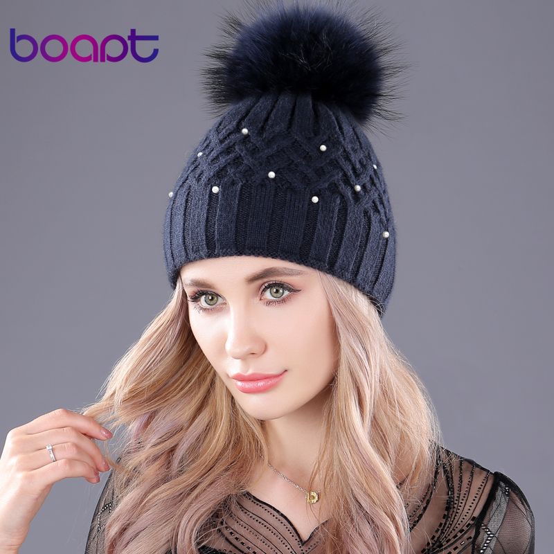 STUNNING WINTER WOOL CAP HAT WITH STUDS PEARLS AND POMPON.