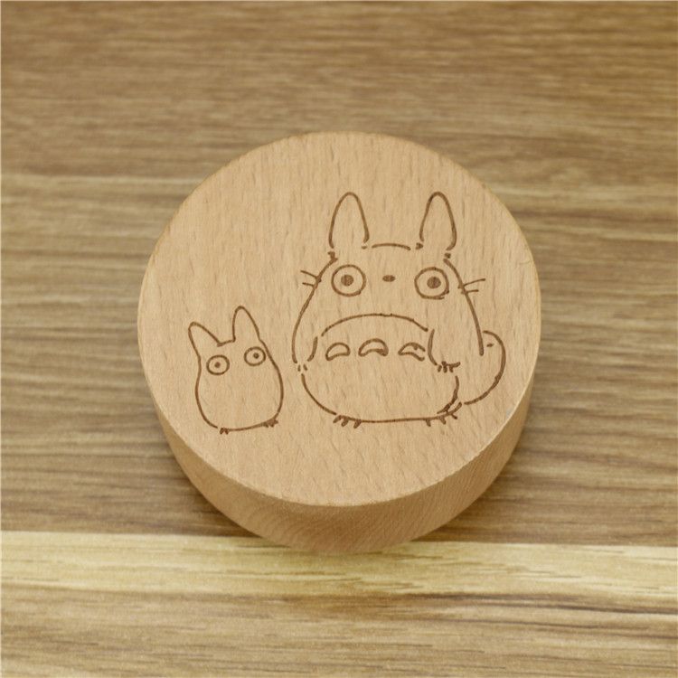 Dwa Totoro.