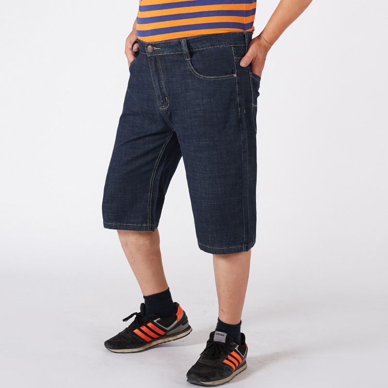 shorts under knee