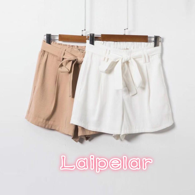 white shorts women