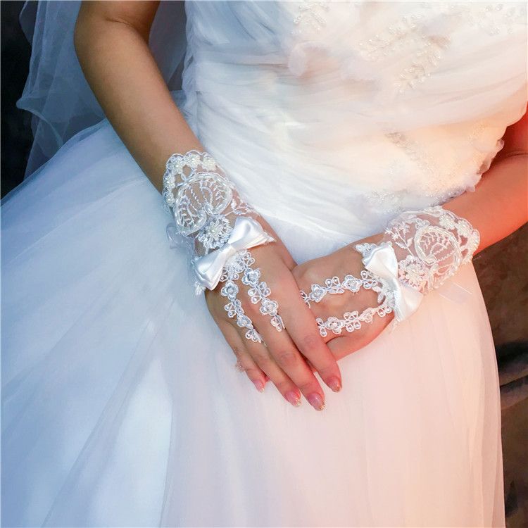 ivory fingerless bridal gloves