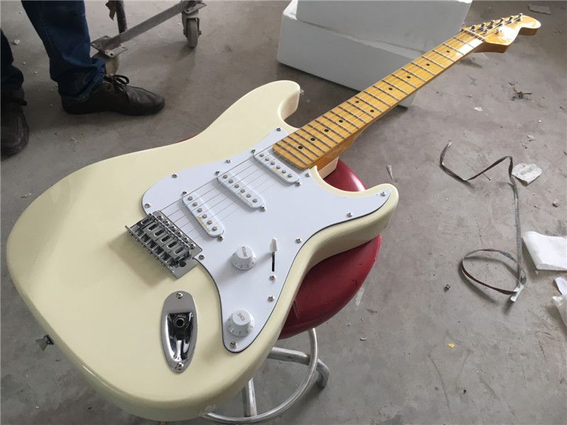 Compra Guitarra Eléctrica 2017 Nueva St Guitarra Eléctrica / Amarillo / Color  Crema / Guitarra En China Barato | Entrega Rápida Y Calidad | Es.Dhgate