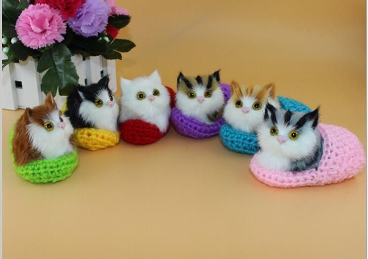 peluche chaton mignon