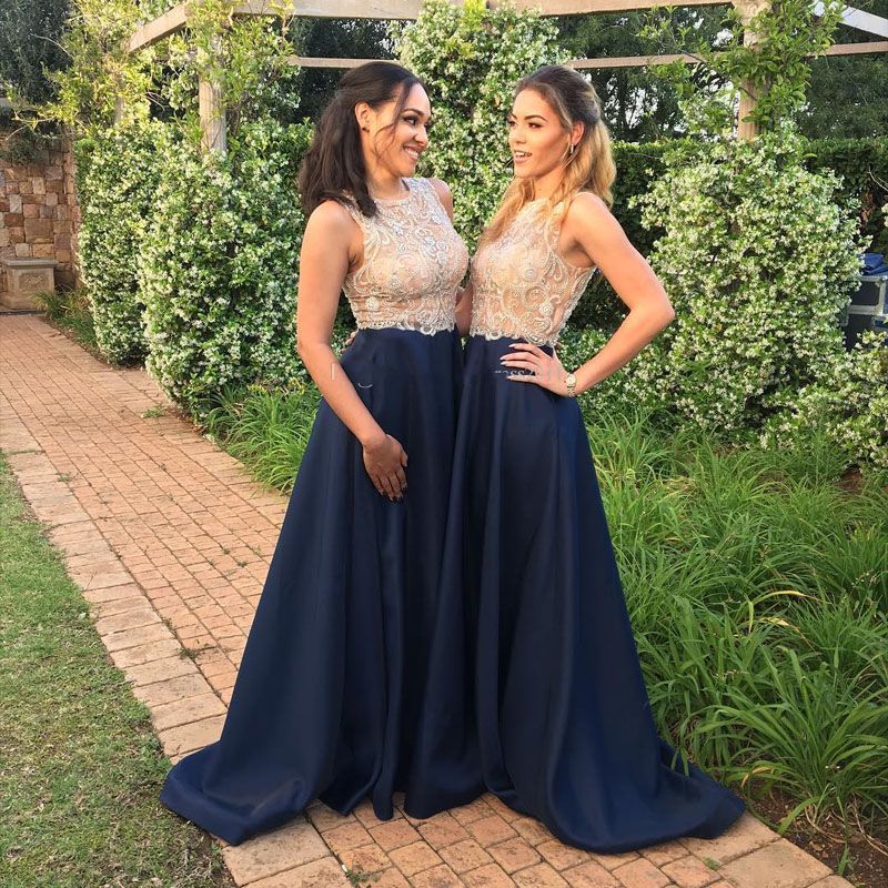 Abiti Da Damigella Donore Blu E Oro Blu Navy Collant In Rilievo Perline  Lunghezza Del Pavimento 2018 Abiti Da Cerimonia La Festa Di Nozze Gli  Ospiti Da 121,54 € | DHgate Italy