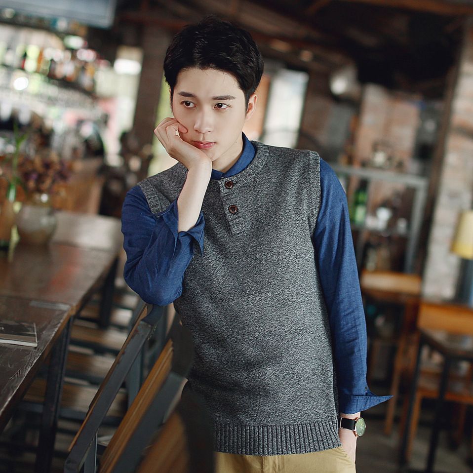 mens vest knit in the round