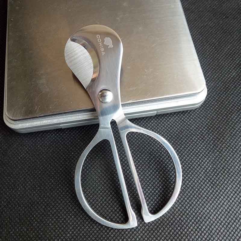 Cigar Cutter Stainless Steel Blades Tobacco Scissors Accessory Gift 8C Cigar Cutter Stainless Steel Blades Tobacco Scissors Accessory Gift 8C
